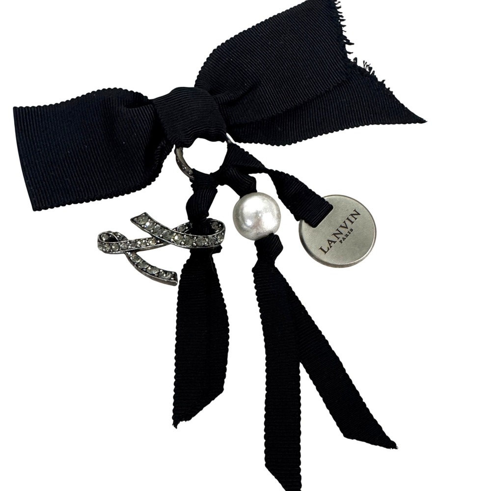 LANVIN Hiver Vintage Charm with Black Grosgrain Ribbon, Pearl  & Crystal L Motif - Picture 2 of 4